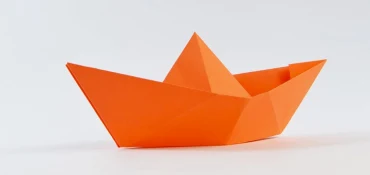 Associer le texte au papier pour un faire-part de naissance réussi